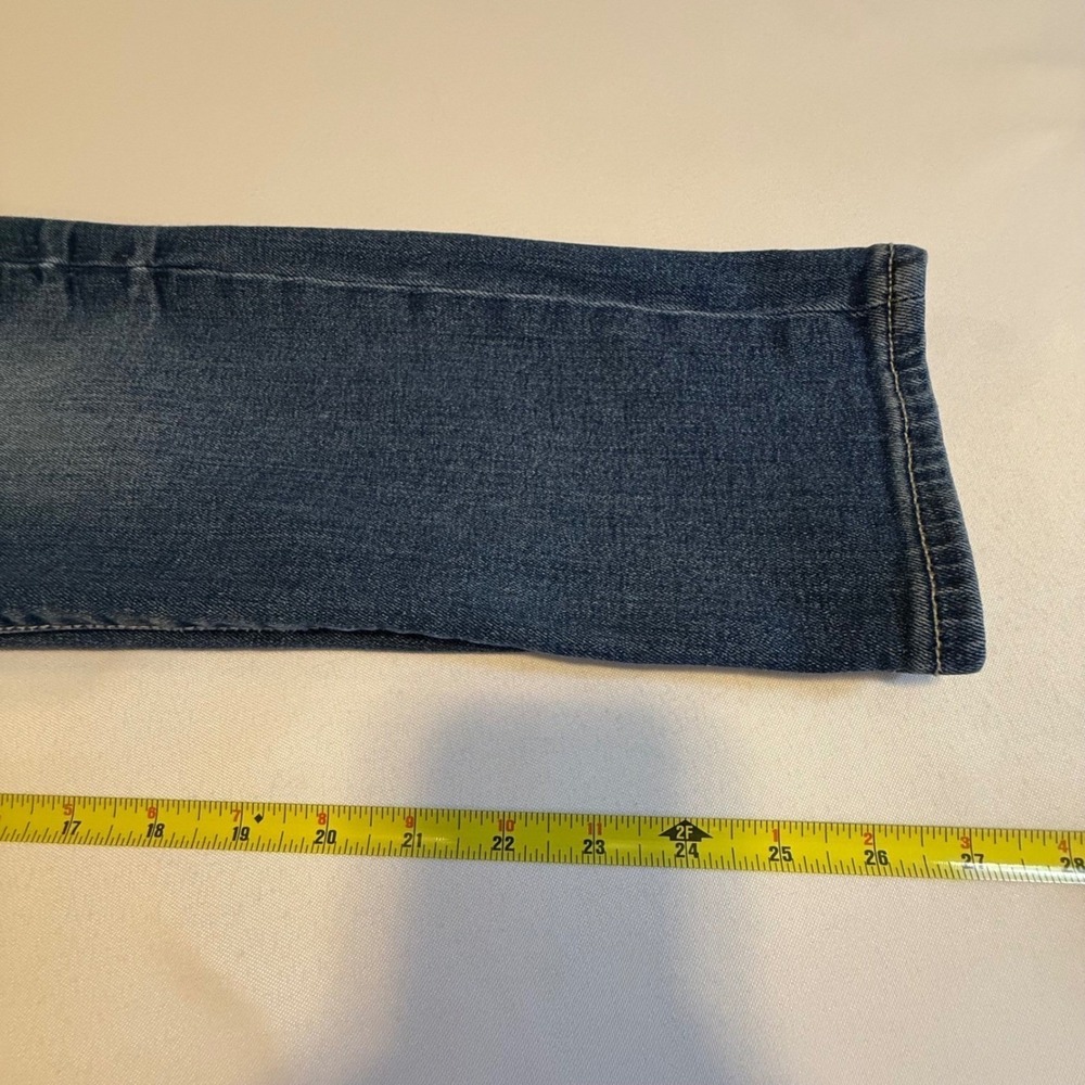 Gap Girlfriend Denim Cropped Jeans Medium Wash Blue Denim Slim Fit Women Pant 2R - Picture 8 of 11